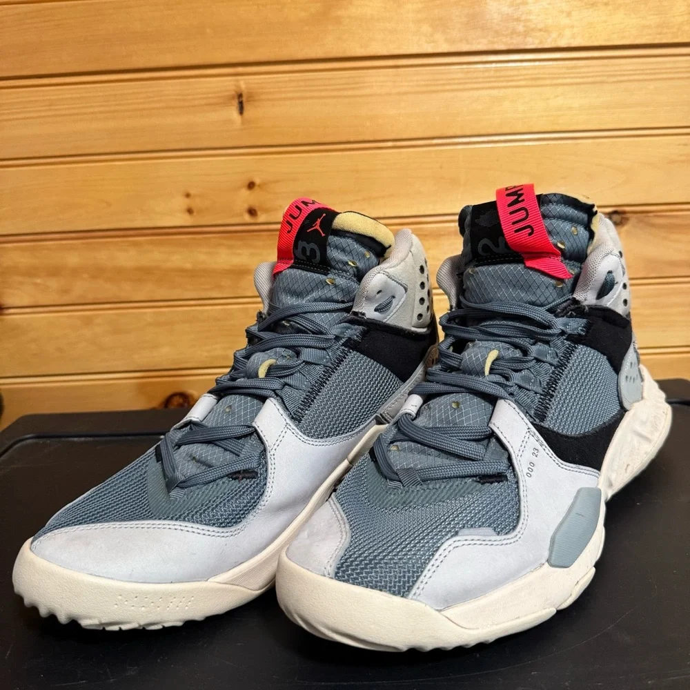 Air Jordan Delta Mid Hasta DC2130-300 Blue Pumice Grey Crimson US Men’s 10.5 - Picture 1 of 8